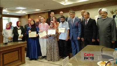 محافظ الجيزة يكرم أوائل الثانوية العامة والأزهرية والدبلومات الفنية | صور