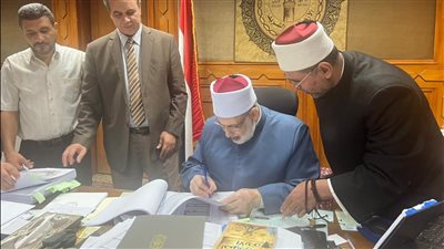 وكيل الأزهر يعتمد نتيجة رواق العلوم الشرعية والعربية بنسبة نجاح 79%