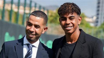 تشخيصه خطير.. والد لامين يامال يتعرض لحادث طعن ونقله إلى المستشفى