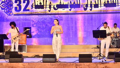 ليلة فنية لا تنسى.. أبرز لقطات حفل كارمن سليمان في مهرجان القلعة