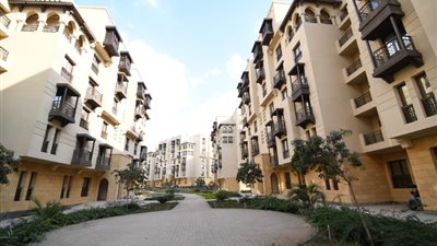 وزير الإسكان: تسليم وحدات مشروع منطقة سور مجرى العيون قريبا
