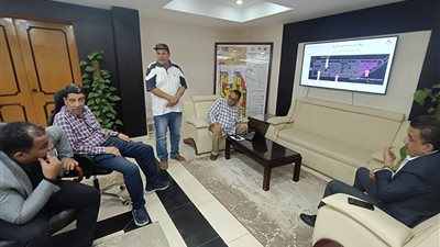 مسؤولو الإسكان يتابعون مشروعات المرافق بمناطق الامتداد في مدينة الشروق