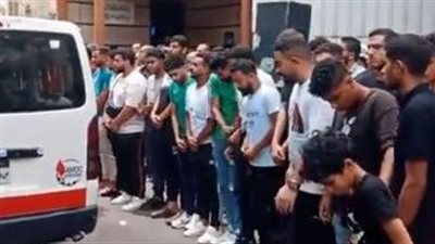 المئات يشاركون في تشييع جثمان دليفري الإسكندرية ضحية حادث الدهس | بث مباشر 