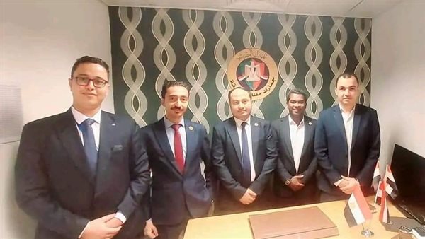 جمارك مطار الغردقة