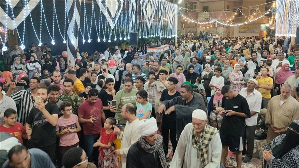 جانب من حضور المواطنين