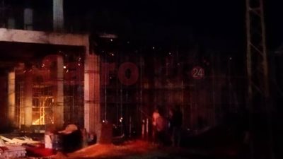 السيطرة على حريق محطة القطار السريع بالمنيا| صور