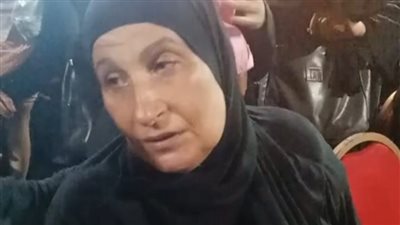 والدة عامل الدليفري ضحية الدهس بالإسكندرية: ابني عريس ذنبه إيه يضيع شبابه | بث مباشر