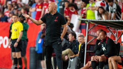 سلوت يكسر نحس مدربي ليفربول في افتتاحية البريميرليج