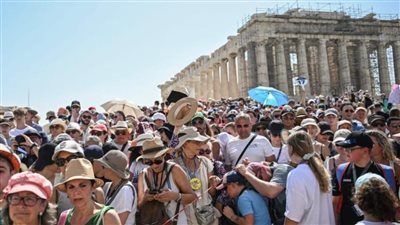 5 ساعات إضافية.. اليونان تقرر زيادة عدد ساعات العمل وسط مخاوف على سلامة الموظفين