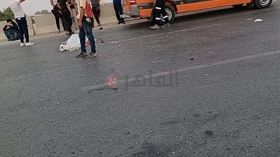 حادث سير في منتصف الليل.. انقلاب سيارة أعلى دائري المعادي