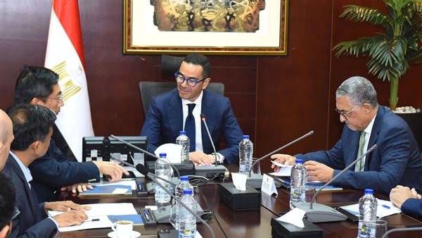 وزير الاستثمار 