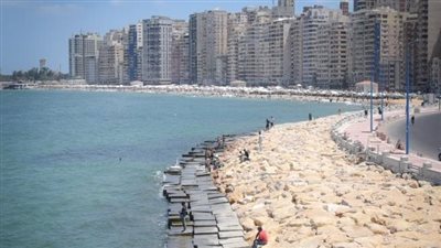 كورنيش الإسكندرية بشكل جديد.. وزير الإسكان يتفقد أعمال التوسعة ويوجه بسرعة إنجازها