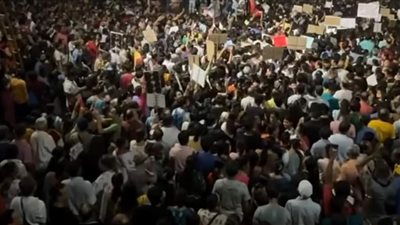 بعد احتجاجات وإضراب عن العمل.. قرارات جديدة من المحكمة في قضية اغتصاب وقتل طبيبة الهند