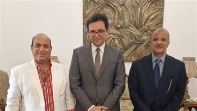 وزير الثقافة يبحث مع إدارة الغردقة لسينما الشباب الاستعداد لإطلاق الدورة الثانية من المهرجان