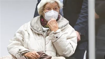 متهمة بالاشتراك في قتل 10 آلاف شخص.. محكمة ألمانية ترفض استئناف قدمته سكرتيرة قائد نازي