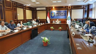 جامعة دمنهور: تكثيف جهود الجامعة لنشر الوعي بأضرار حرق قش الأرز 