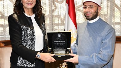 وزير الأوقاف يستقبل السفيرة نبيلة مكرم ووفد التحالف الوطني للعمل الأهلي التنموي