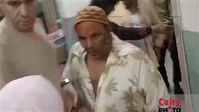 أخويا جاي بجلطة ومش عايز يعمل حاجة.. محمد فؤاد يتشاجر مع طبيب بمستشفى عين شمس التخصصي