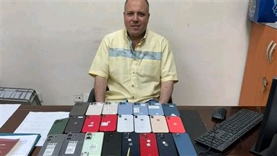 جمارك مطار سوهاج تُحبط محاولة تهريب عدد من الهواتف بـ ربع مليون جنيه