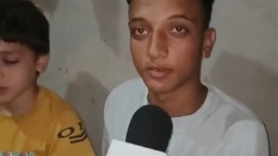 ابن عامل توفي في حادث خلال ذهابه للعمل بالمنيا: كان حاسس بموته وقال هتلاقوني مبتسم| بث مباشر