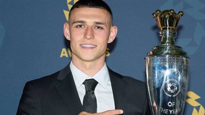 فودين يفوز بجائزة أفضل لاعب في الدوري الإنجليزي من رابطة المحترفين