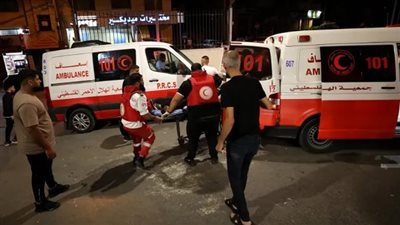 الصليب الأحمر تدين مقتل مسعفين من الهلال الأحمر الفلسطيني في غزة 