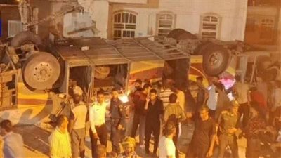 مقتل وإصابة 51 شخصا في انقلاب حافلة بإيران