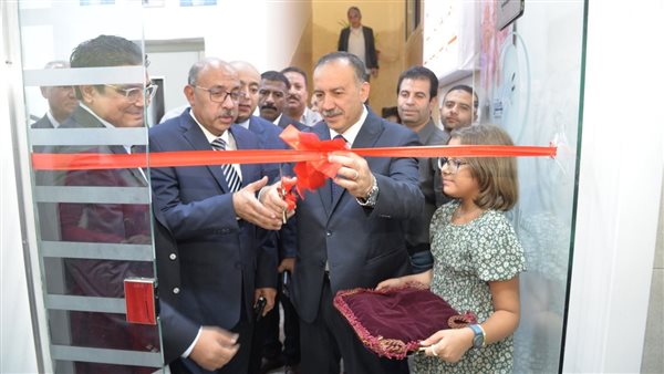 محافظ أسيوط