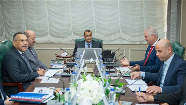 وزير الانتاج الحربي