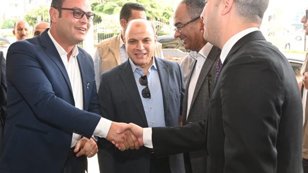 زيارة وزير الإسكان