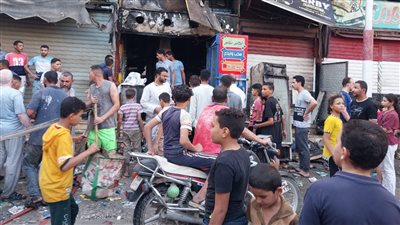 مصرع صغير في حريق داخل سوبر ماركت بسوهاج.. والحماية المدنية تسيطر على النيران | صور