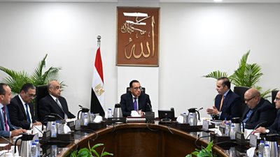 أبرزها قانونا العمل والمرور.. الحكومة تكشف ملامح الأجندة التشريعية للبرلمان بدور انعقاده الأخير