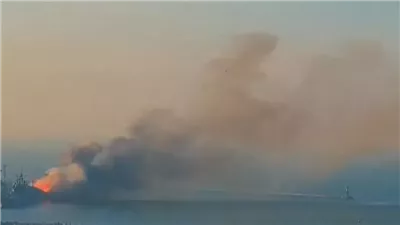 غرق سفينة محملة بالوقود في ميناء القوقاز الروسي بعد هجوم أوكراني