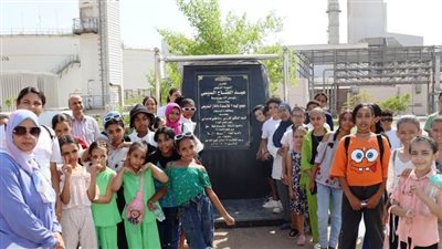 تنظيم سلسلة زيارات لطلاب المدارس للمشروعات القومية في أسوان