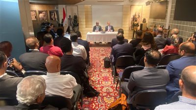 وزير الخارجية يلتقي بعدد من رموز الجالية المصرية في اليابان