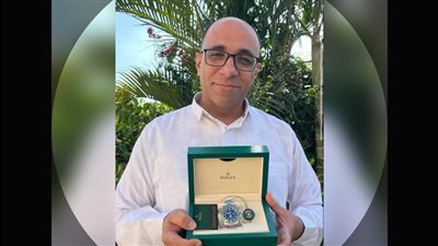 خصص العائد لعلاج غير القادرين.. الدكتور هاني عبدالجواد يعرض ساعته الرولكس في مزاد علني