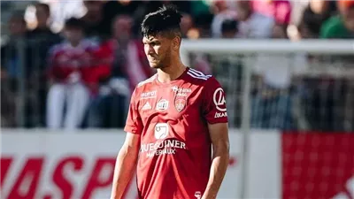 هو ابنكم.. والد أشرف داري يوجه رسالة إلى جمهور الأهلي| خاص