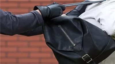 حبس المتهمين بسرقة حقيبة رواتب شركة بالتجمع الخامس