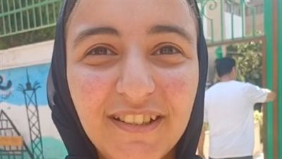 مش سهل أوي.. تباين آراء طلاب الثانوية العامة بشأن امتحان العربي للدور الثاني | بث مباشر