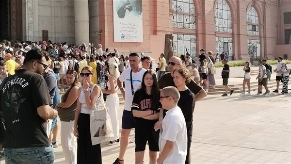 إقبال كبير على زيارة