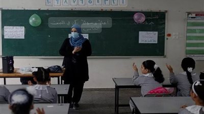 المالية تخطر التعليم باتخاذ اللازم نحو الاستعانة بـ 50 ألف معلم لإتاحة المبالغ المخصصة لهم دون تأخير