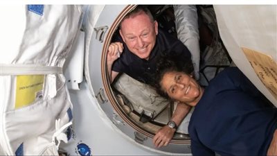 بعد فشل بوينغ.. ناسا تكلف سبيس إكس بمهمة إعادة رائدي الفضاء العالقين في مركبة ستارلاينر 