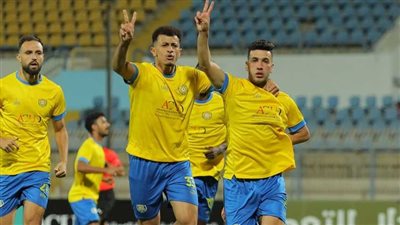 مجلس الإسماعيلي يوجه صدمة قوية للأهلي بشأن عمر الساعي | خاص