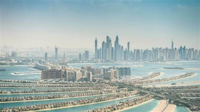 طقس الإمارات اليوم.. تفاوت في درجات الحرارة وغبار على عدة مناطق