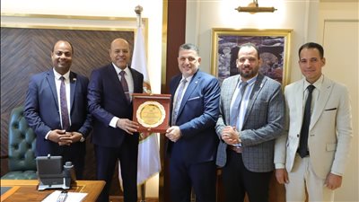 وزير العمل: حريصون على وجود منظمات عمالية قوية تدافع عن حقوق العمال