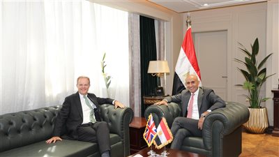 منها البرمجة والذكاء الاصطناعي.. وزير التعليم: وضع استراتيجيات لتسليح الطلاب بالمهارات اللازمة