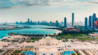 درجة الحرارة في الإمارات.. سماء صافية وطقس حار