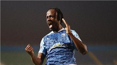 الحبس 6 أشهر للمتهم بسرقة فيلا فيستون ماييلي لاعب بيراميدز