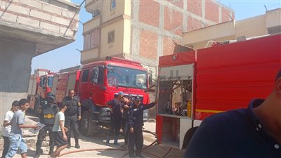 اندلاع حريق داخل مصنع ومخزن للكرتون بالإسكندرية 