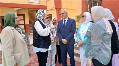 مدير تعليم القاهرة يؤكد على أهمية دور الأنشطة الطلابية في دعم العملية التعليمية